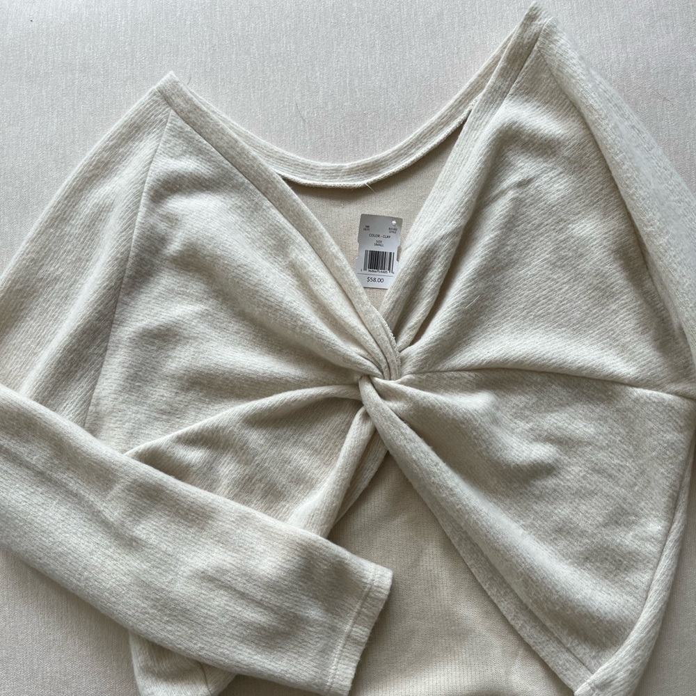 Brand new sweater from von maur!